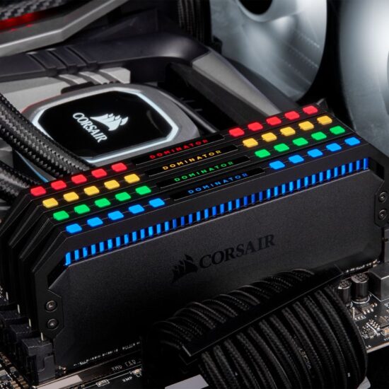 CORSAIR DOMINATOR PLATINUM RGB 2X8GB 3200MHZ - Image 3